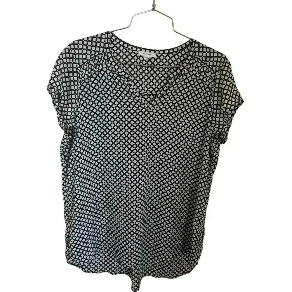 Pleione Geo Print Split Neck Blouse Large Black White Career Office Top - Picture 3 of 8